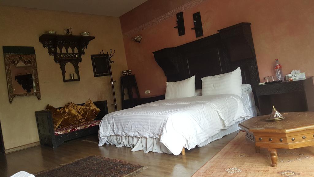 Dar Diafa Bed & Breakfast Casablanca Bagian luar foto